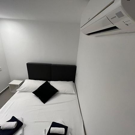 X Boutique Marinac Studio Apartments & Rooms Šibenik Extérieur photo