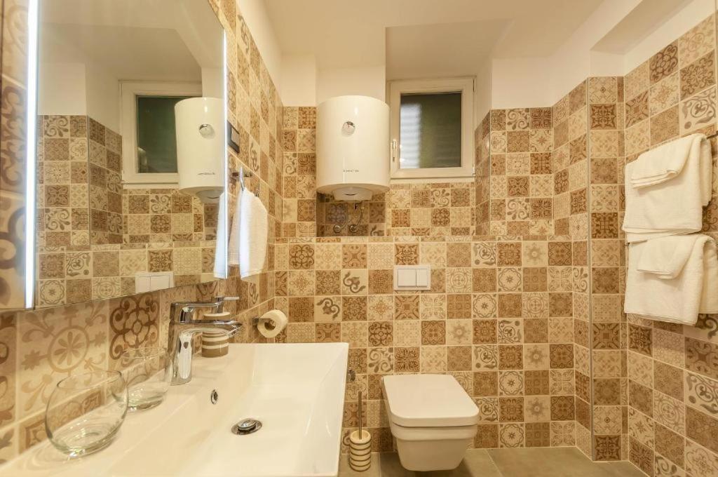 X Boutique Marinac Studio Apartments & Rooms Šibenik Extérieur photo