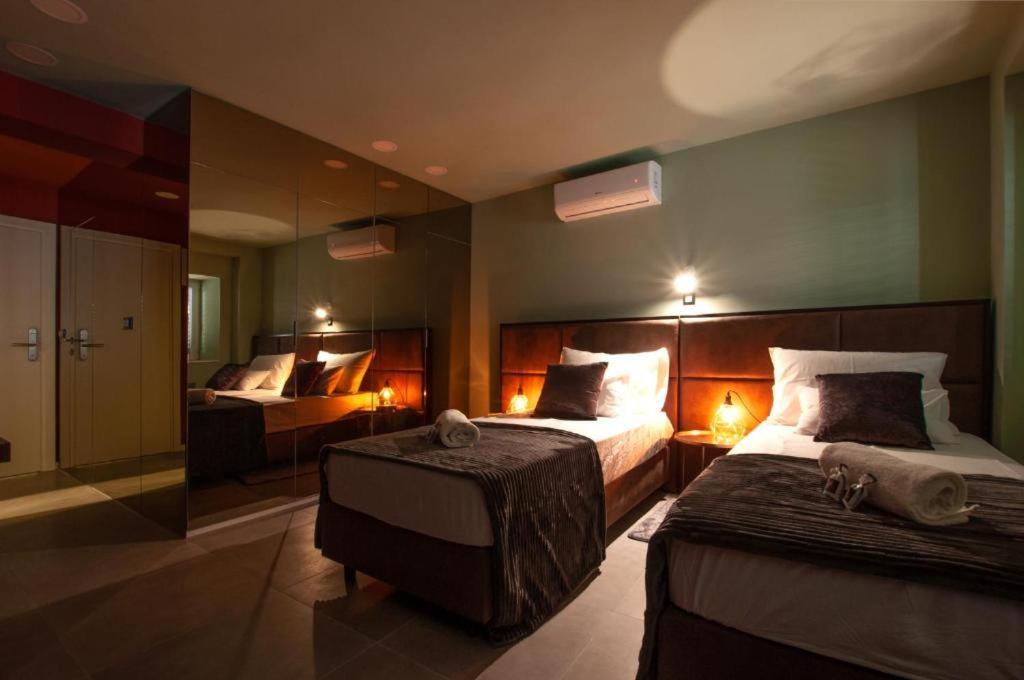 X Boutique Marinac Studio Apartments & Rooms Šibenik Extérieur photo