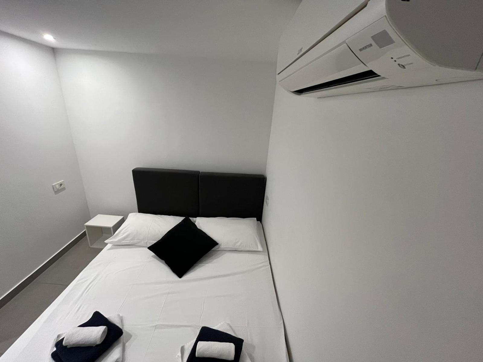 X Boutique Marinac Studio Apartments & Rooms Šibenik Extérieur photo